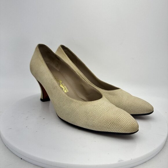Salvatore Ferragamo Classic Pump Women Size 8 Medium Heel Shoes Cream Beige - Picture 2 of 13